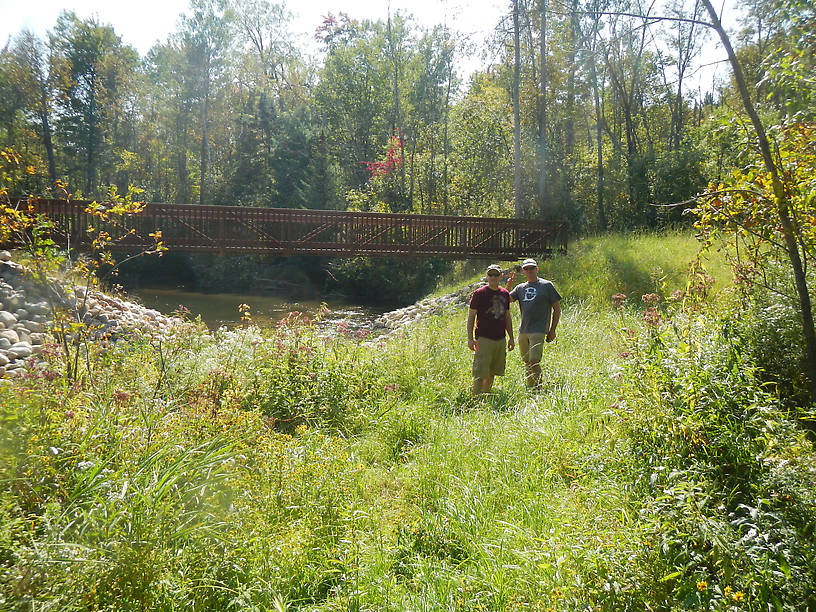 They yanked Buhl Dam on the Pine!  The new bridge in its place