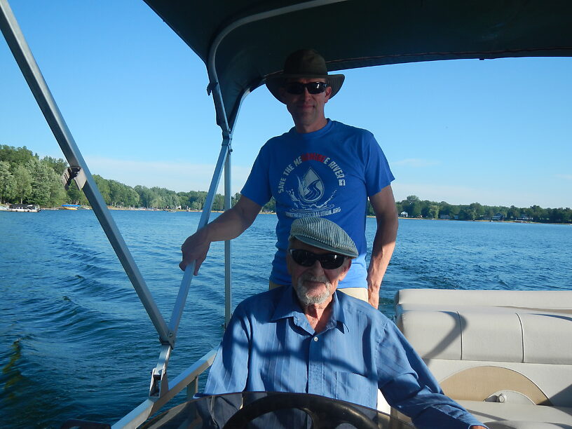 Host Todd and neighbor Captain Wayne taking us on a lovely evening cruise around Cowden Lake